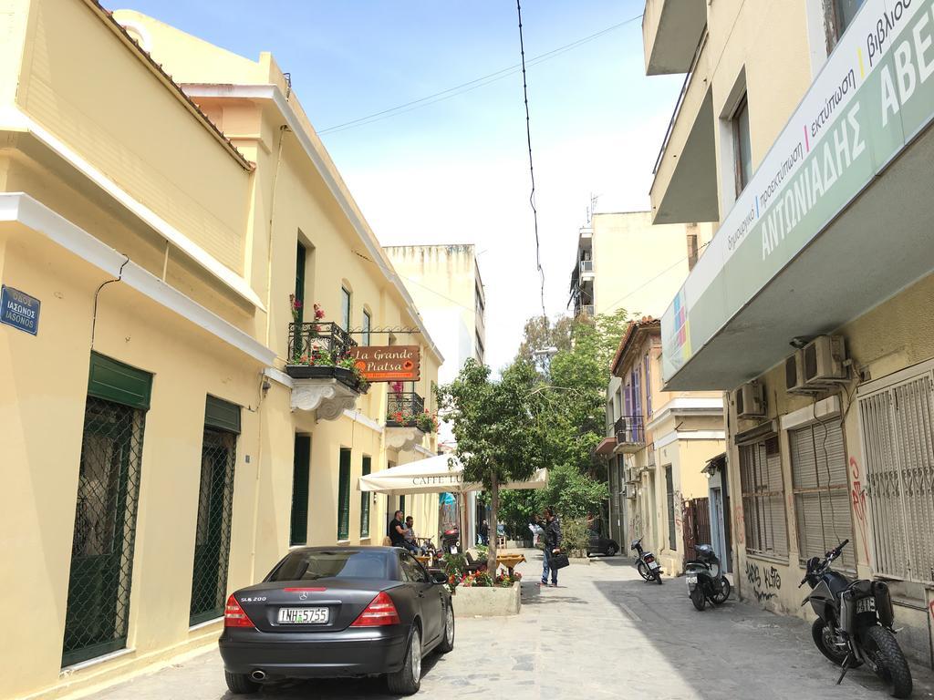 Athina Apartments Atenas Exterior foto